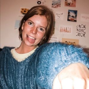 Meet your Posher, Molly